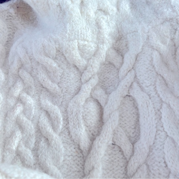 Inis Crafts 100% Merino Wool Cable Knit Chunky Turtleneck Sweater, Size M - Picture 4 of 6